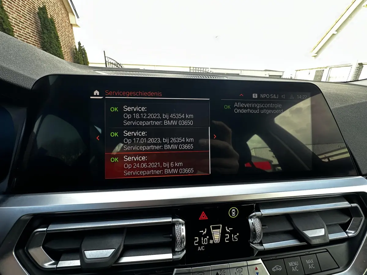 320i Leder|Camera|Sfeer|AdapLed