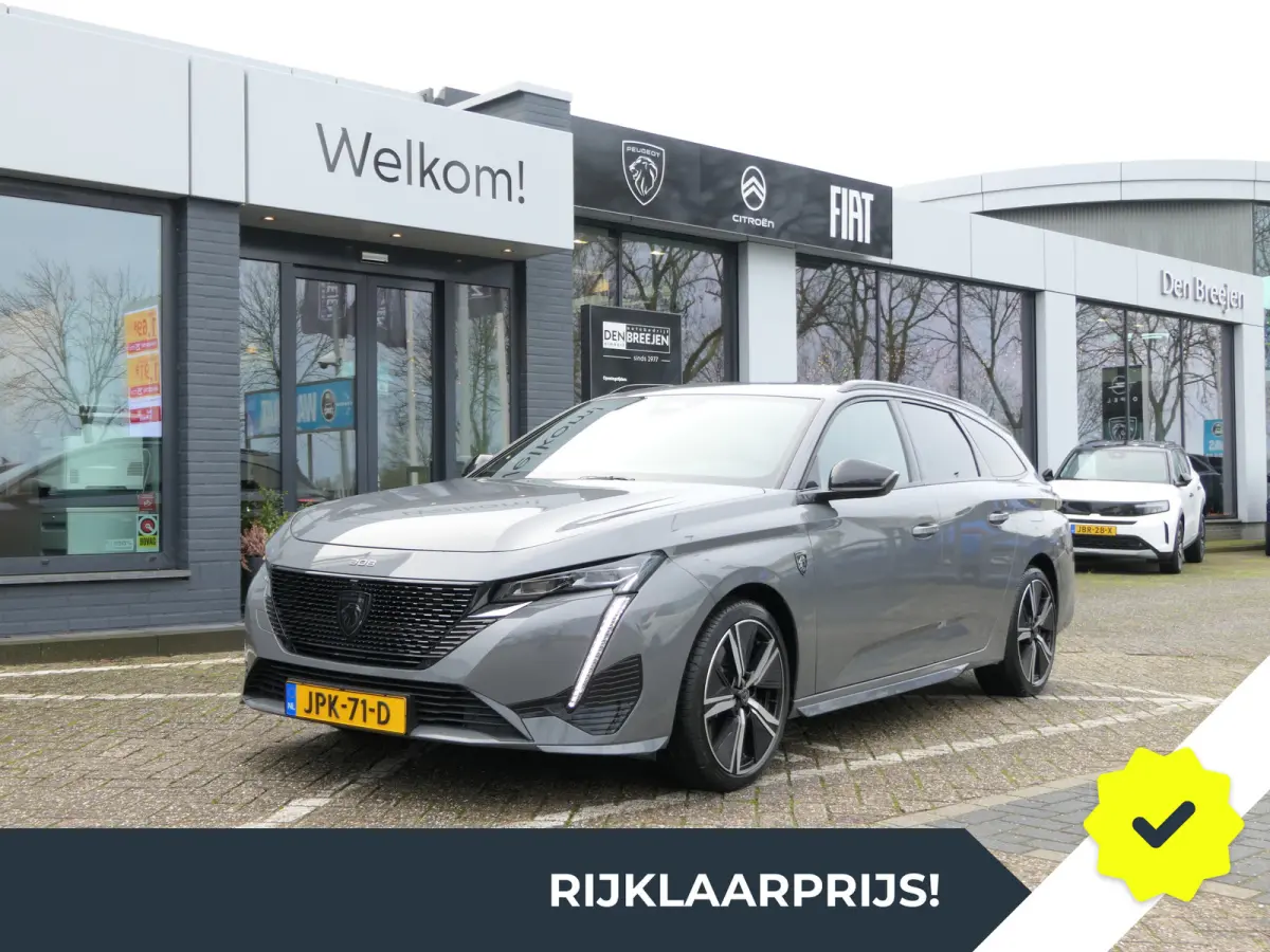 1.6 Plug-in Hybrid 225 GT | Black Pack | LMV 18'' | Camera
