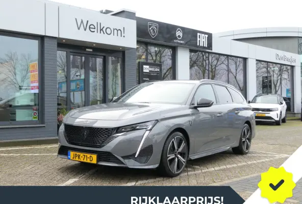 1.6 Plug-in Hybrid 225 GT | Black Pack | LMV 18'' | Camera