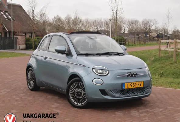 Icon 42 kWh | Cabrio | Camera | Apple Carplay | Cruise Control | Dealeronderhouden |