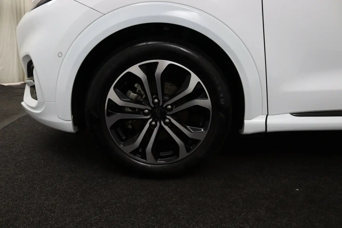 1.0 EcoBoost ST-Line | Adaptive Cruise | BLIS | DAB | Winterpack | Navigatie | Camera | CarPlay/Android Auto