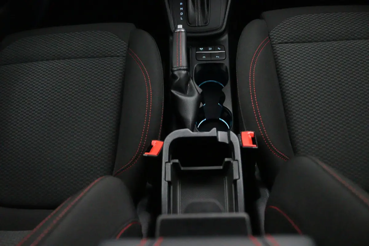 1.0 EcoBoost ST-Line | Adaptive Cruise | BLIS | DAB | Winterpack | Navigatie | Camera | CarPlay/Android Auto