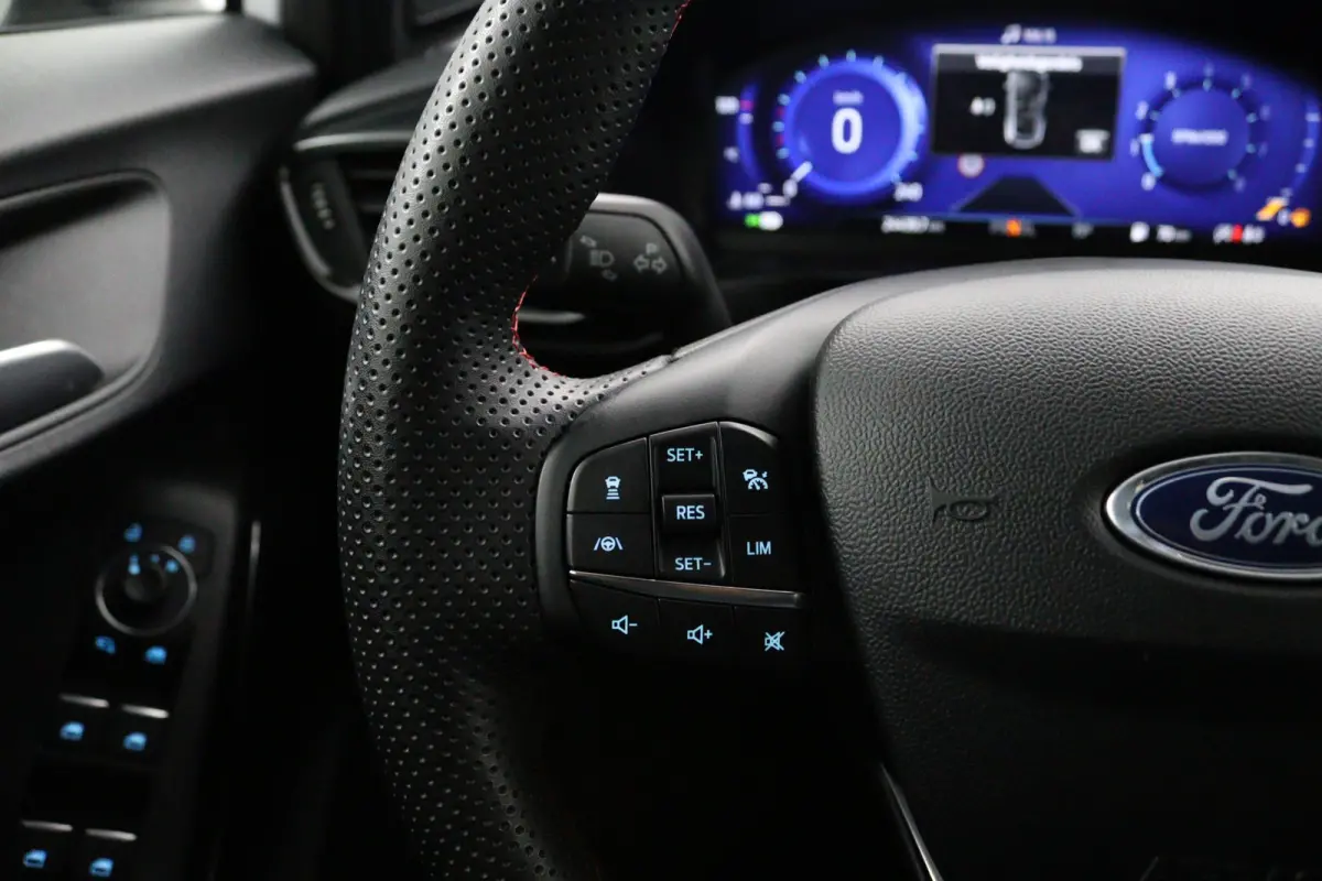 1.0 EcoBoost ST-Line | Adaptive Cruise | BLIS | DAB | Winterpack | Navigatie | Camera | CarPlay/Android Auto