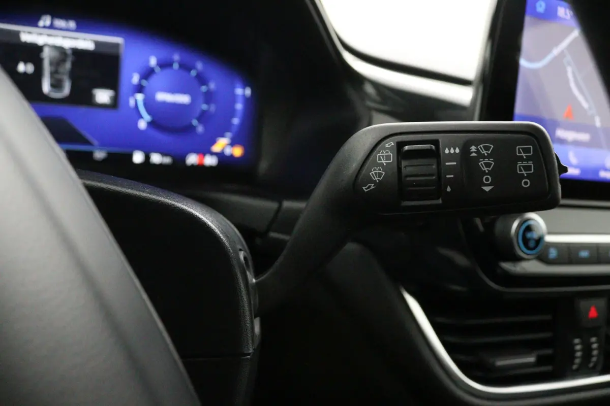 1.0 EcoBoost ST-Line | Adaptive Cruise | BLIS | DAB | Winterpack | Navigatie | Camera | CarPlay/Android Auto
