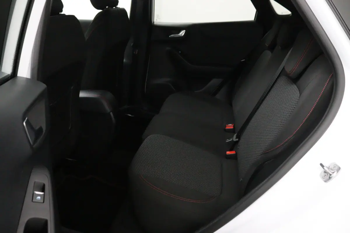 1.0 EcoBoost ST-Line | Adaptive Cruise | BLIS | DAB | Winterpack | Navigatie | Camera | CarPlay/Android Auto