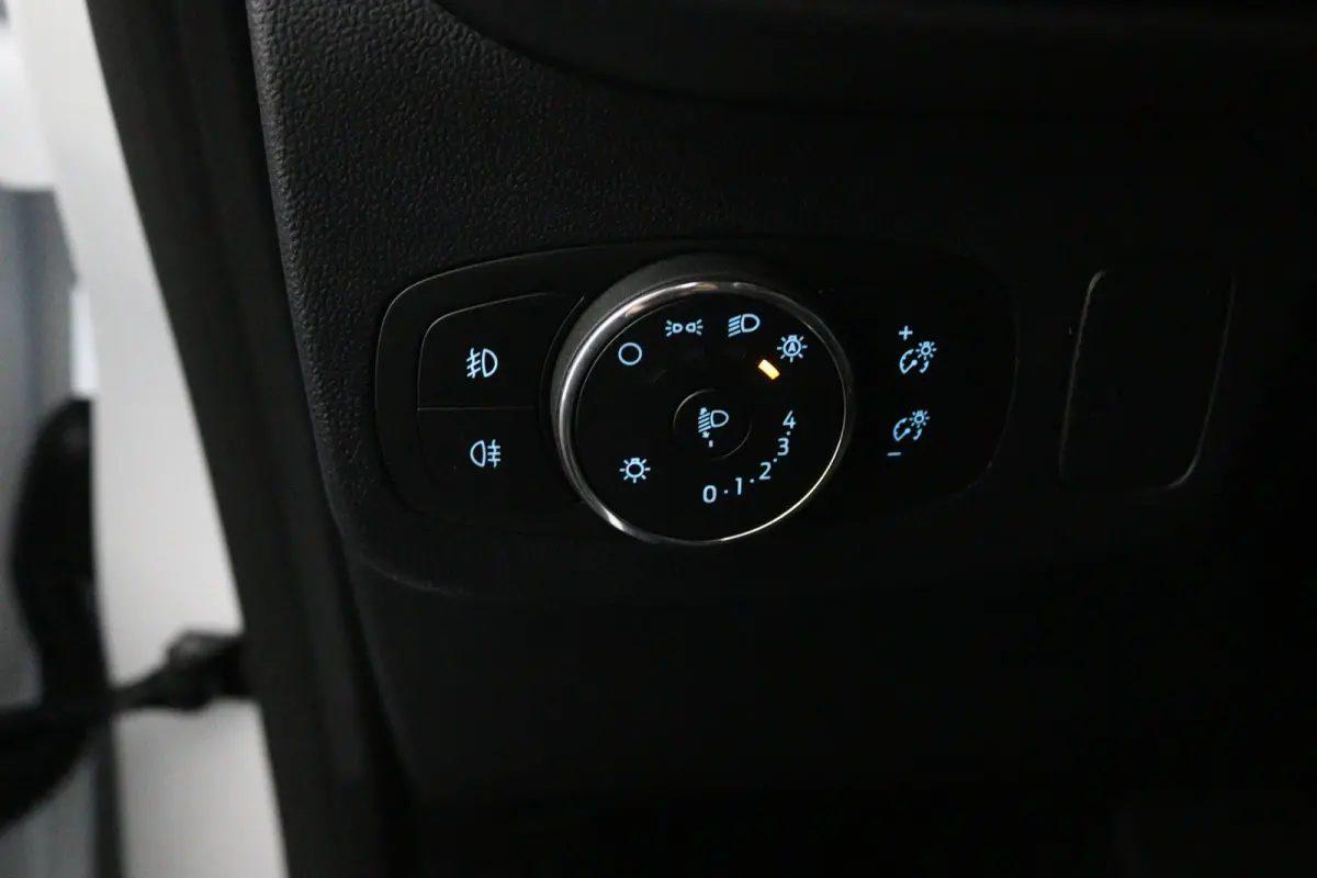 1.0 EcoBoost ST-Line | Adaptive Cruise | BLIS | DAB | Winterpack | Navigatie | Camera | CarPlay/Android Auto