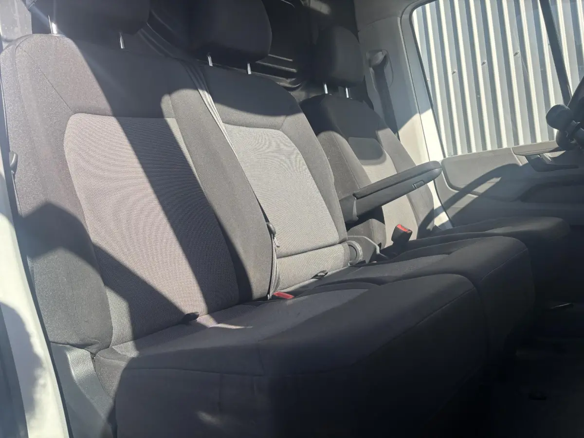2.0 TDI L3H3*3-PERS*CRUISE*A/C*NAVI*