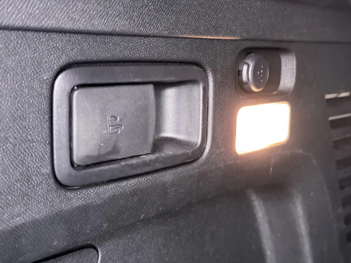 1.6 HYbrid 225 GT PHEV | BLACK OPTIC| FOCAL AUDIO| STOELVERWARMING| CAMERA VOOR+ ACHTER| ADAPTIVE CRUISE CONTROL| DODE HOEK SENSOR| ELEK. ACHTERKLEP| STANDKACHEL