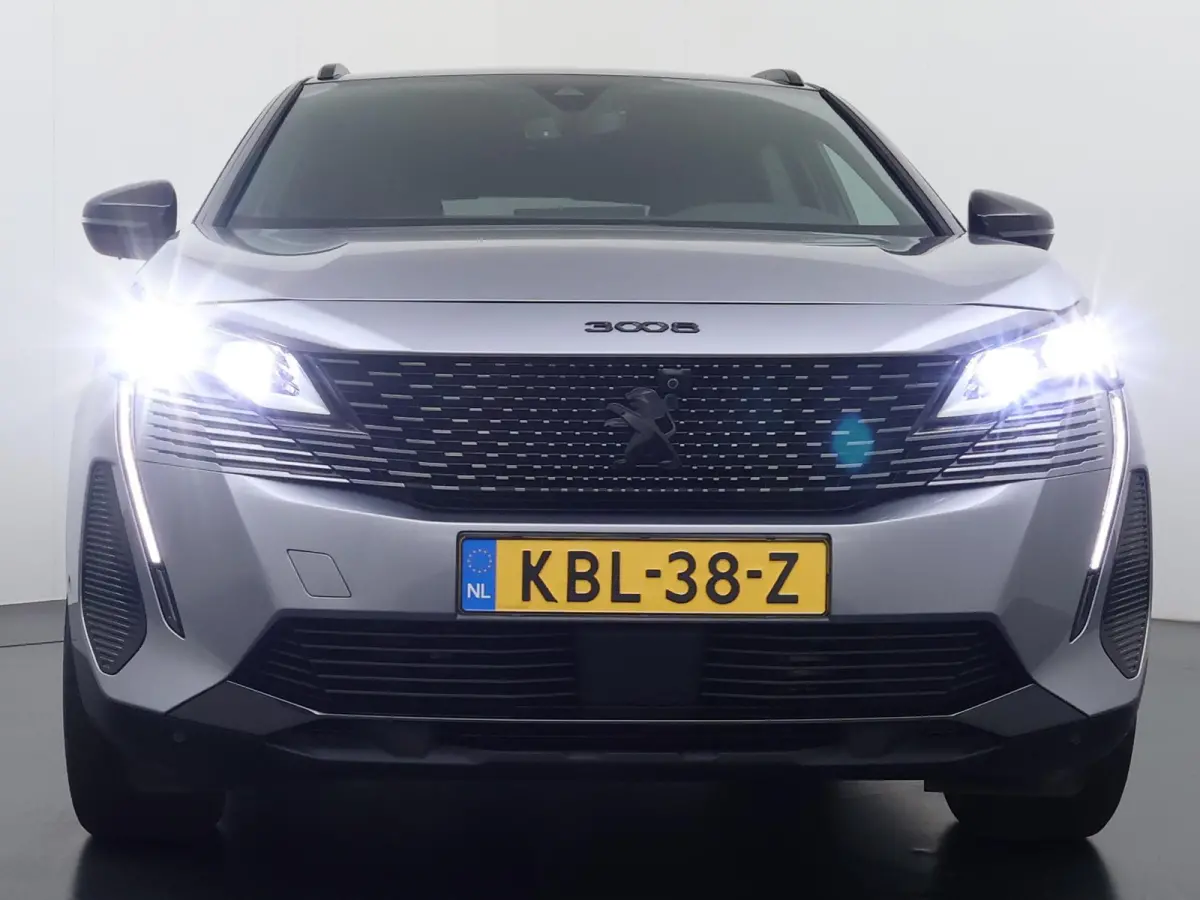 1.6 HYbrid 225 GT PHEV | BLACK OPTIC| FOCAL AUDIO| STOELVERWARMING| CAMERA VOOR+ ACHTER| ADAPTIVE CRUISE CONTROL| DODE HOEK SENSOR| ELEK. ACHTERKLEP| STANDKACHEL
