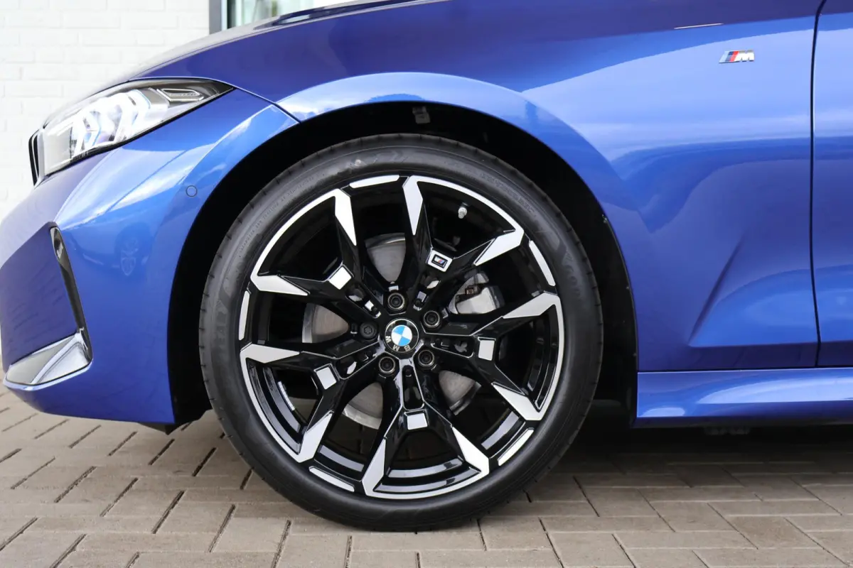 320i M Sport | Comfort Pack | Trekhaak | Showroom Selection