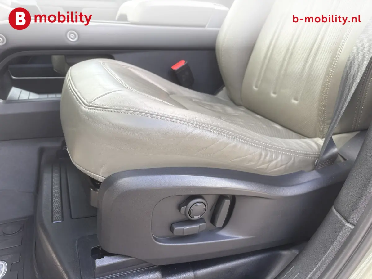 2.0 P400e 110 X Hybride AWD 4x4 Trekhaak 3000kg Dealer Onderhouden! | Adaptive Cruise Control | Panoramadak | Luchtvering | 360 Camera