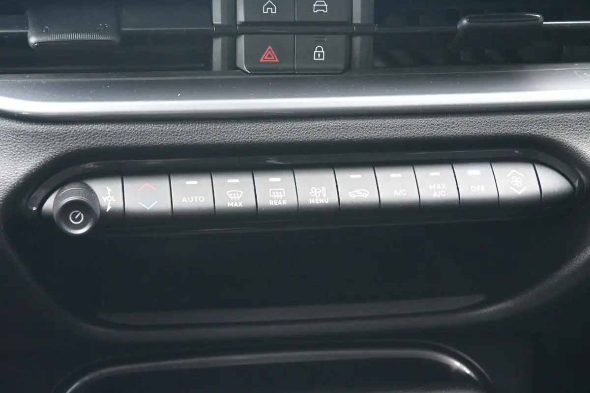 1.2 Hybrid Urban 110pk | Pack Style + Winter + Comfort | Navigatie | Achteruitrijcamera | Draadloos Apple Carplay & Android Auto | Keyless Entry & Start | !!