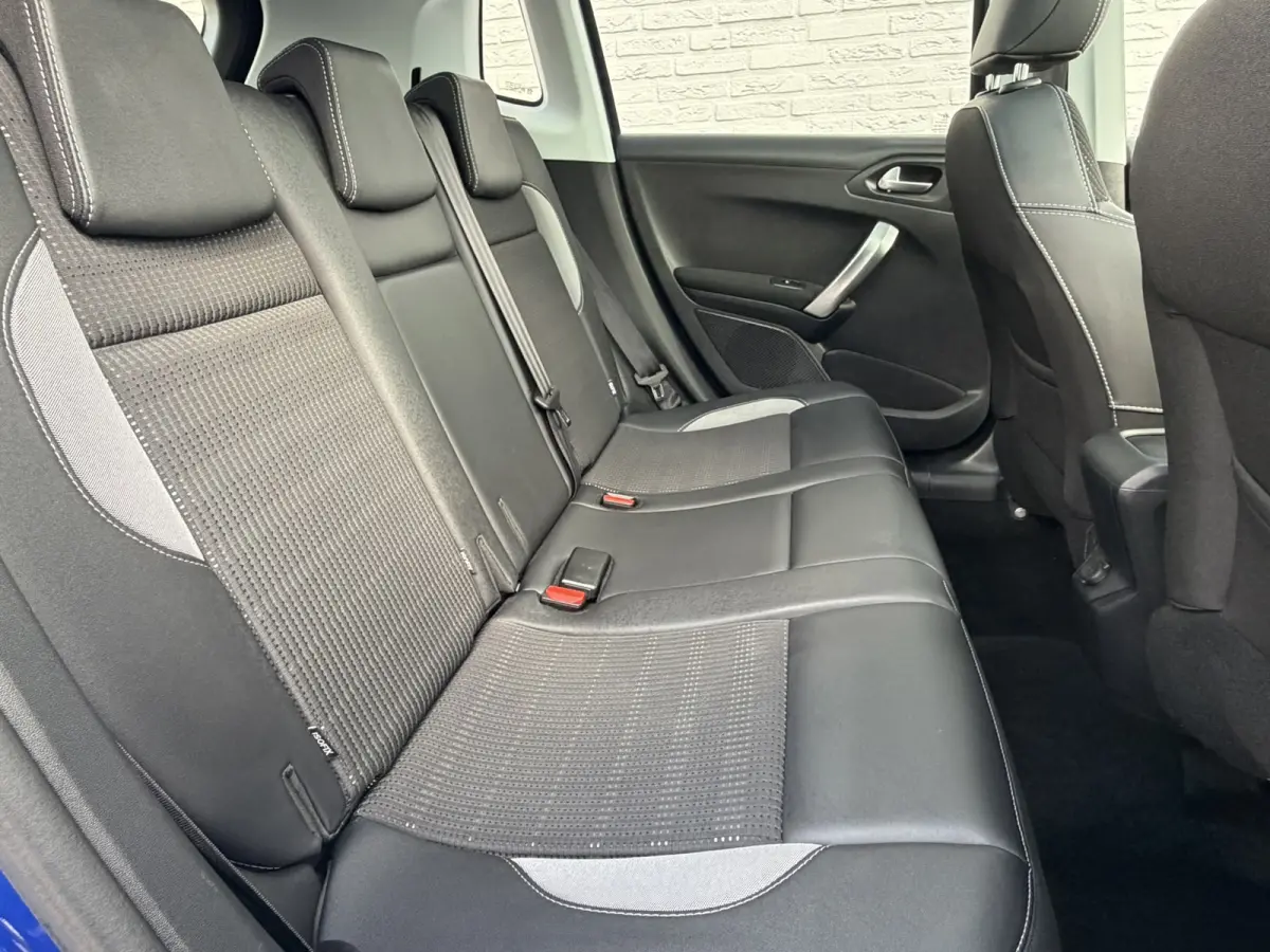 1.2 PureTech Camera Cruise Stoelverwarming Carplay Panorama Trekhaak Navigatie