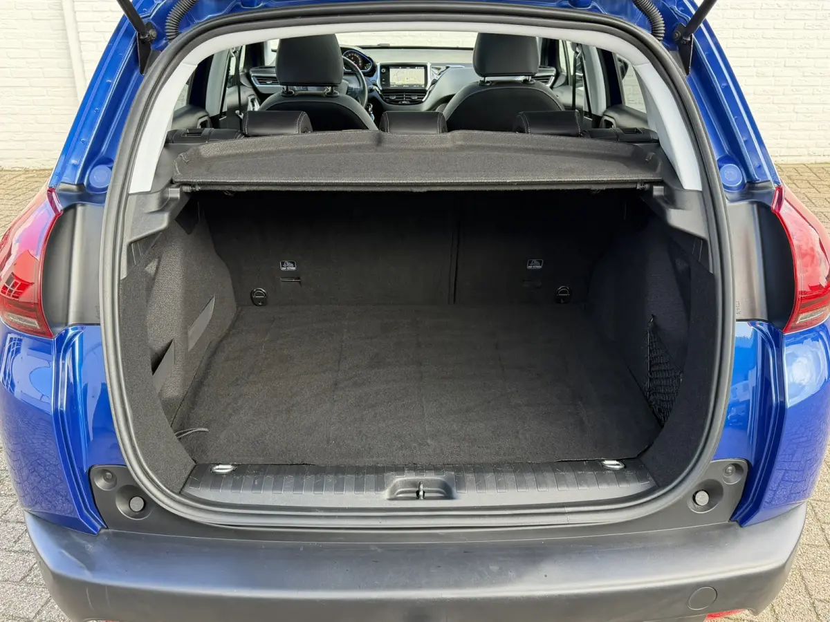 1.2 PureTech Camera Cruise Stoelverwarming Carplay Panorama Trekhaak Navigatie