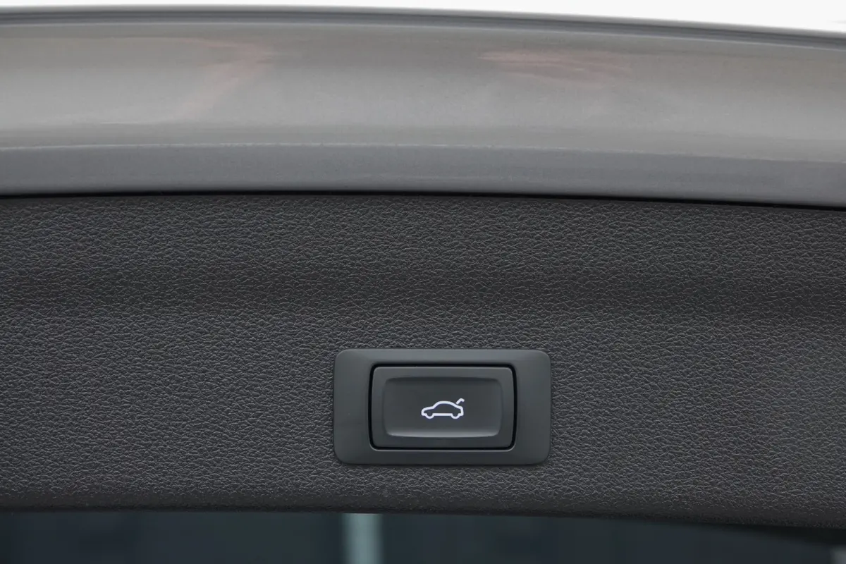 45Tfsi 245Pk Aut. | Quattro | S-Line | Panoramadak | 360° Camera | Bang & Olufsen | Leder | 21'' | Floret Zilver