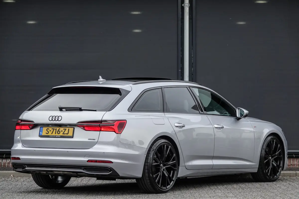 45Tfsi 245Pk Aut. | Quattro | S-Line | Panoramadak | 360° Camera | Bang & Olufsen | Leder | 21'' | Floret Zilver