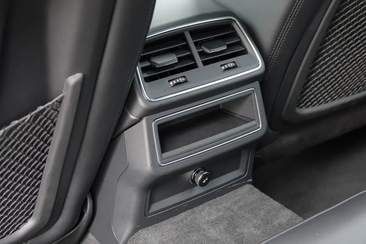 45Tfsi 245Pk Aut. | Quattro | S-Line | Panoramadak | 360° Camera | Bang & Olufsen | Leder | 21'' | Floret Zilver