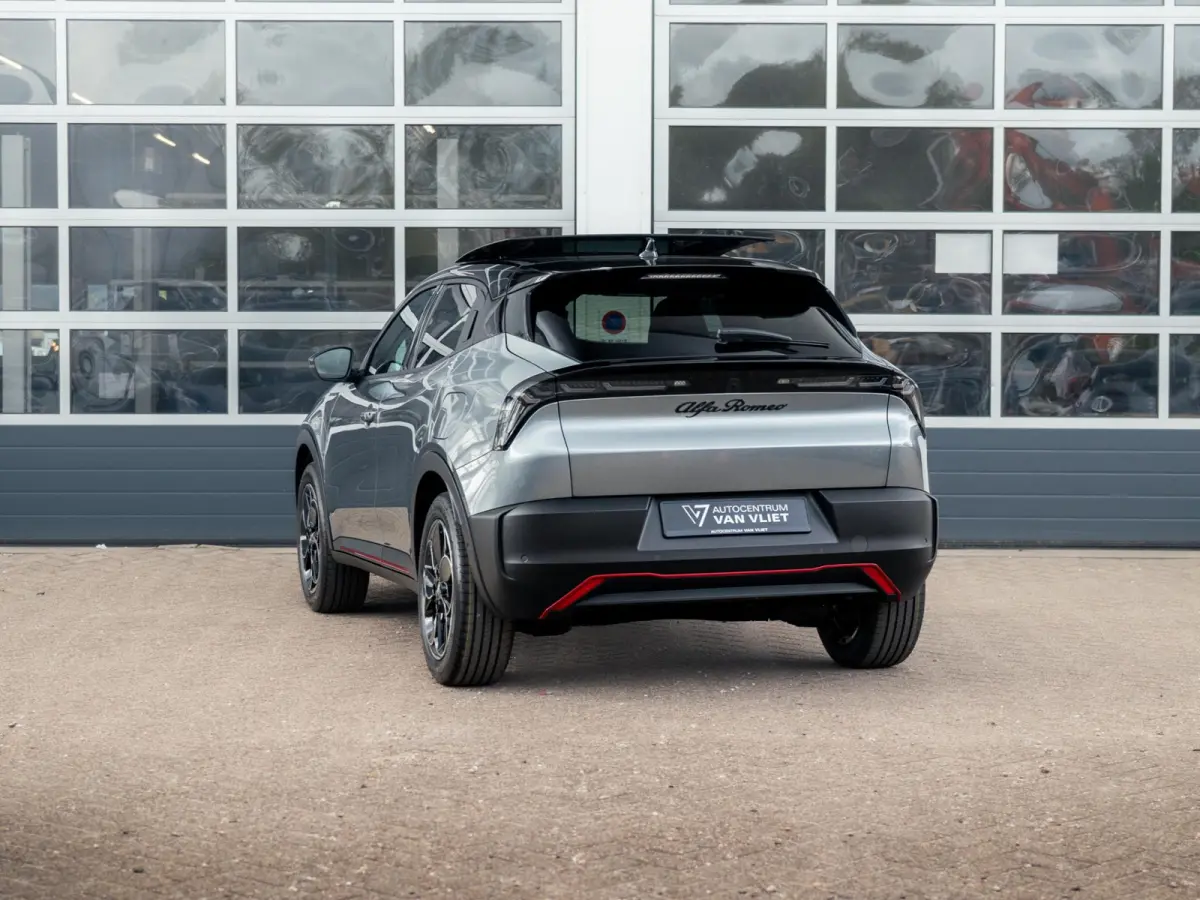 Elettrica Speciale 54 kWh | Pack Techno | Schuif/Kanteldak | Warmtepomp | Bicolore