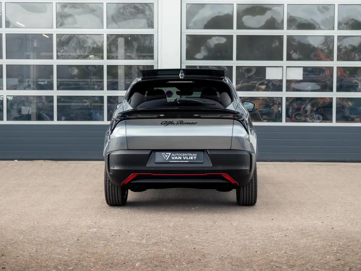 Elettrica Speciale 54 kWh | Pack Techno | Schuif/Kanteldak | Warmtepomp | Bicolore