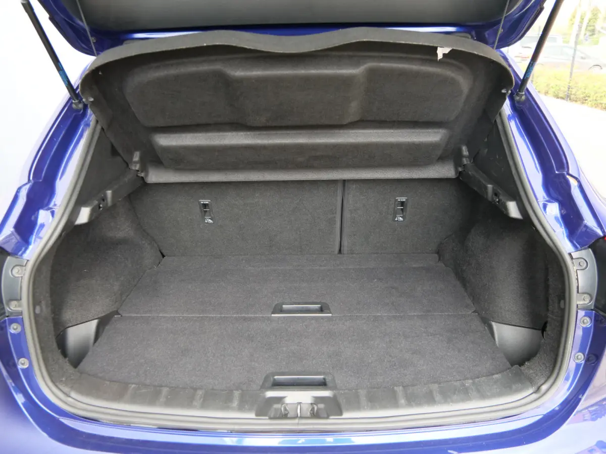 1.3 DIG-T Tekna + 160 Pk Automaat Navi / DAB / Apple Carplay / Leer / Pano-dak / Winterpakket / Bose
