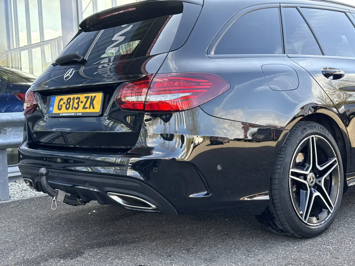 180 Business Solution AMG | NL-auto | BTW | Pano | Leder | Trekhaak | Sfeerverlichting