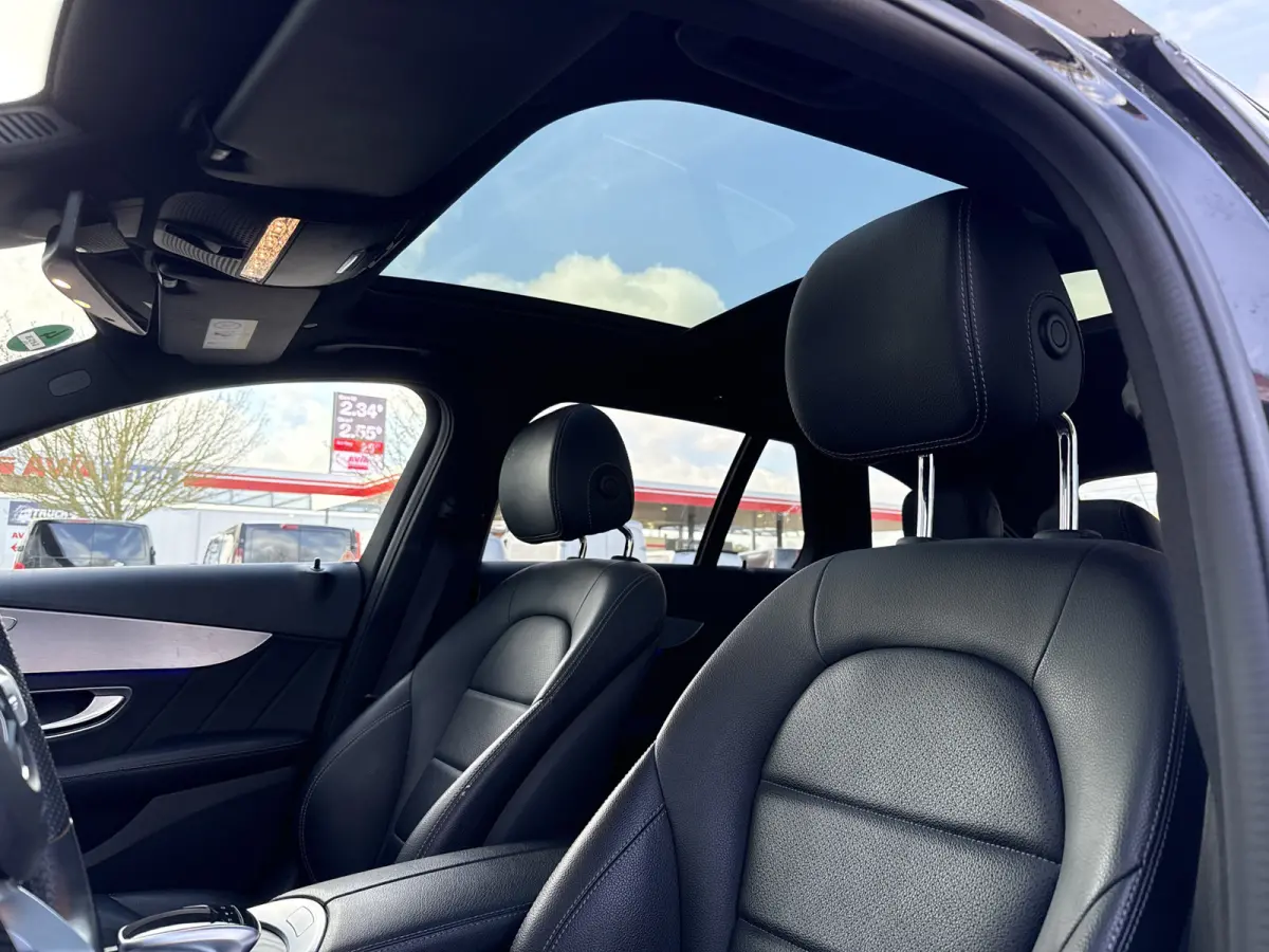 180 Business Solution AMG | NL-auto | BTW | Pano | Leder | Trekhaak | Sfeerverlichting