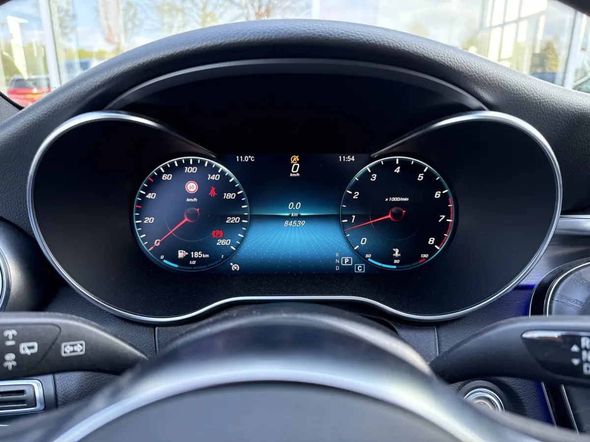 180 Business Solution AMG | NL-auto | BTW | Pano | Leder | Trekhaak | Sfeerverlichting