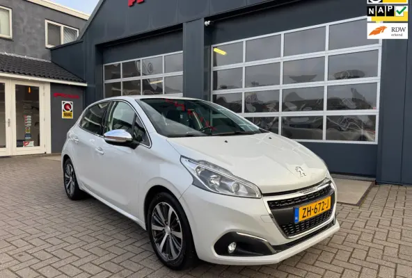 1.2 PureTech Allure / Navi / Cruise / Carplay / 57000 km !.