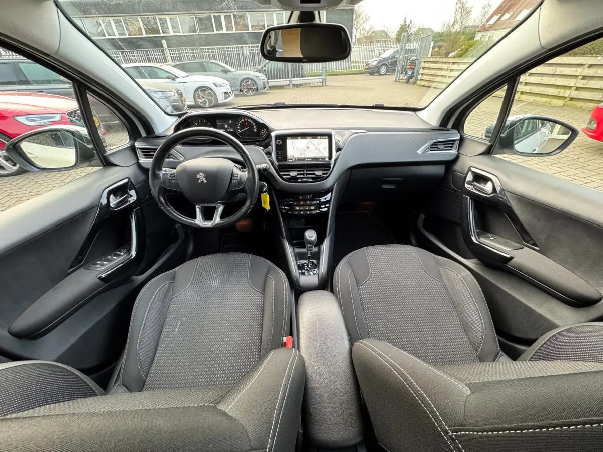 1.2 PureTech Allure / Navi / Cruise / Carplay / 57000 km !.