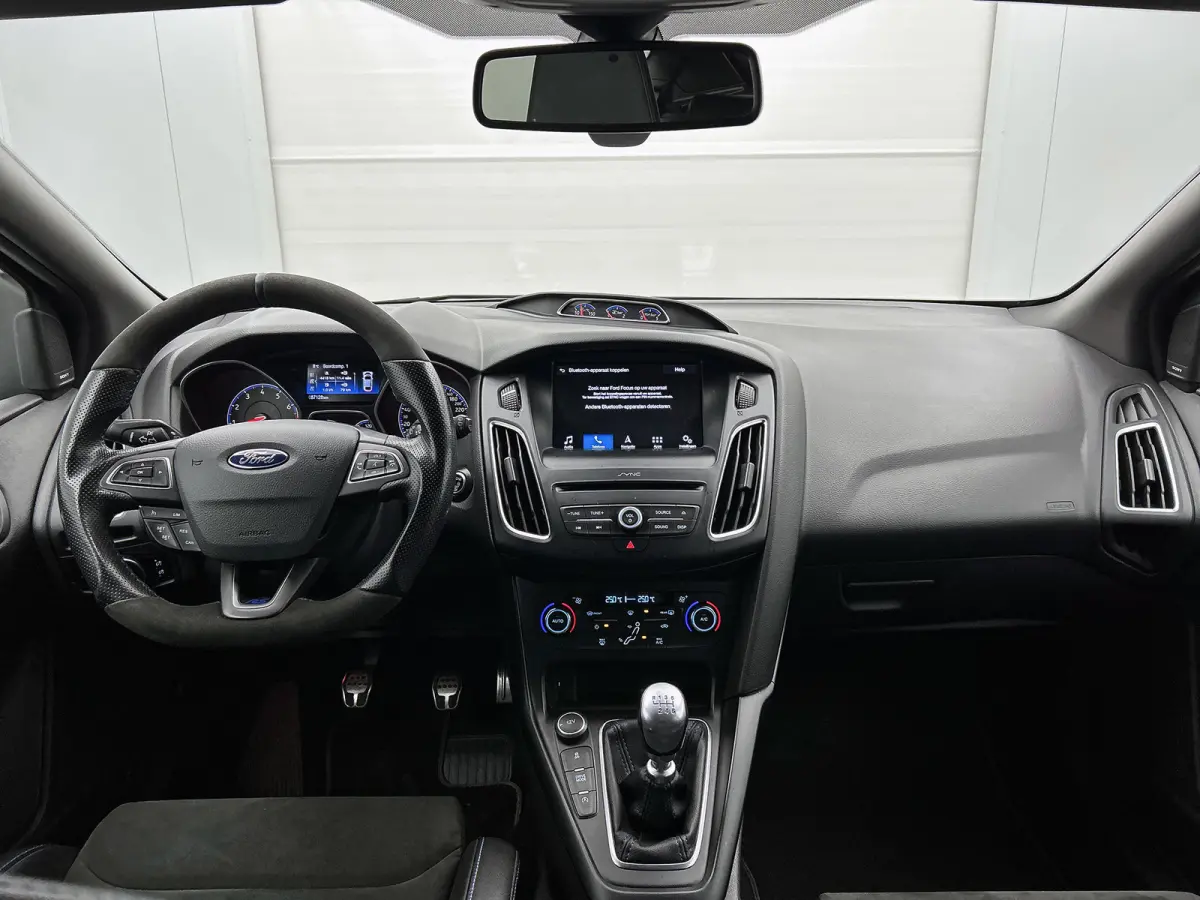 2.3 RS(Goed OnderH, Schaalstoelen, Camera, AirTec, Navi, Climate Con, Parkeersensoren, Navi, Etc)