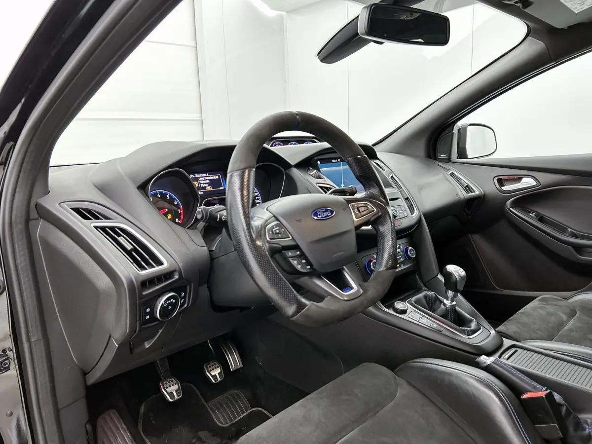 2.3 RS(Goed OnderH, Schaalstoelen, Camera, AirTec, Navi, Climate Con, Parkeersensoren, Navi, Etc)