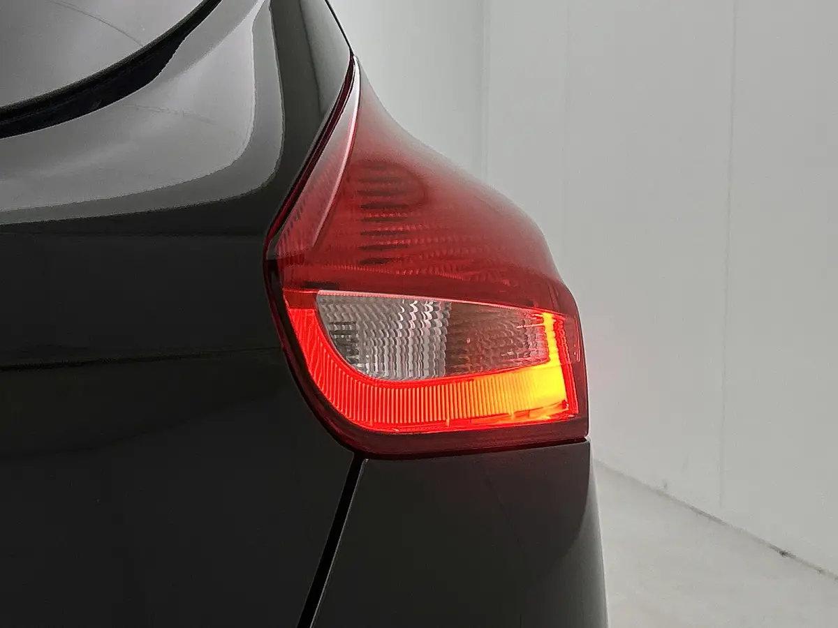 2.3 RS(Goed OnderH, Schaalstoelen, Camera, AirTec, Navi, Climate Con, Parkeersensoren, Navi, Etc)