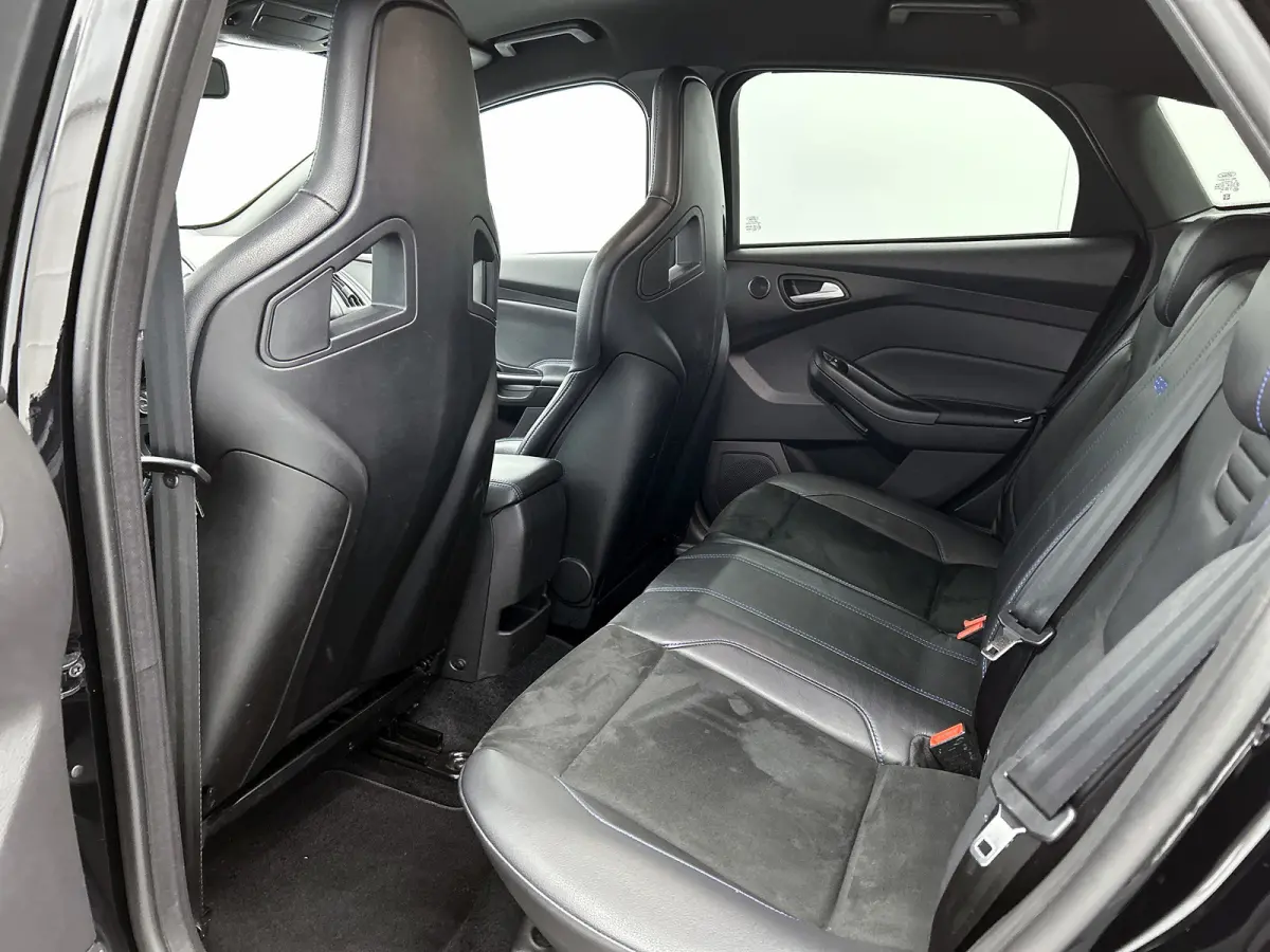 2.3 RS(Goed OnderH, Schaalstoelen, Camera, AirTec, Navi, Climate Con, Parkeersensoren, Navi, Etc)