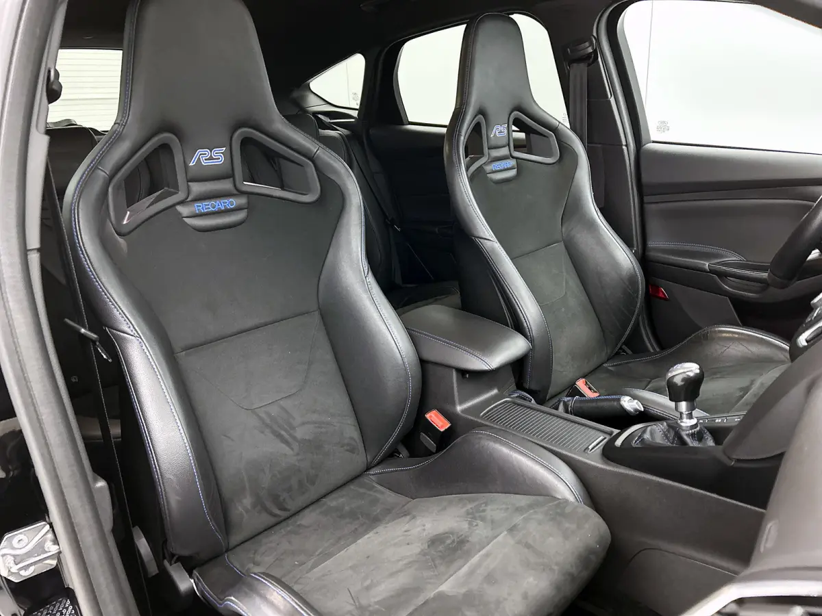 2.3 RS(Goed OnderH, Schaalstoelen, Camera, AirTec, Navi, Climate Con, Parkeersensoren, Navi, Etc)