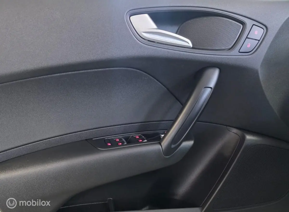 1.0 TFSI Sport Pro S-Line 5-deurs Incl.APK+Afleveringsbeurt