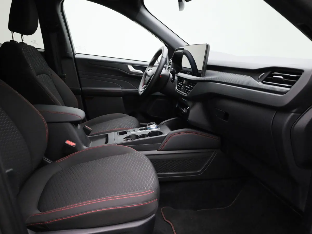 Kuga 2.5 PHEV ST-Line | CRUISE CONTROL | WINTER PAKKET | ACHTERUITRIJCAMERA | ACHTERSTOELEN VERWARMD | APPLE CARPLAY / ANDROID AUTO |