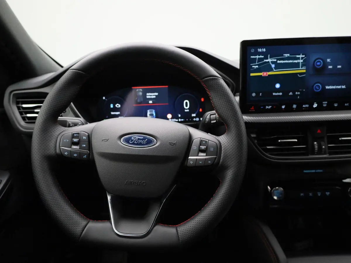 Kuga 2.5 PHEV ST-Line | CRUISE CONTROL | WINTER PAKKET | ACHTERUITRIJCAMERA | ACHTERSTOELEN VERWARMD | APPLE CARPLAY / ANDROID AUTO |