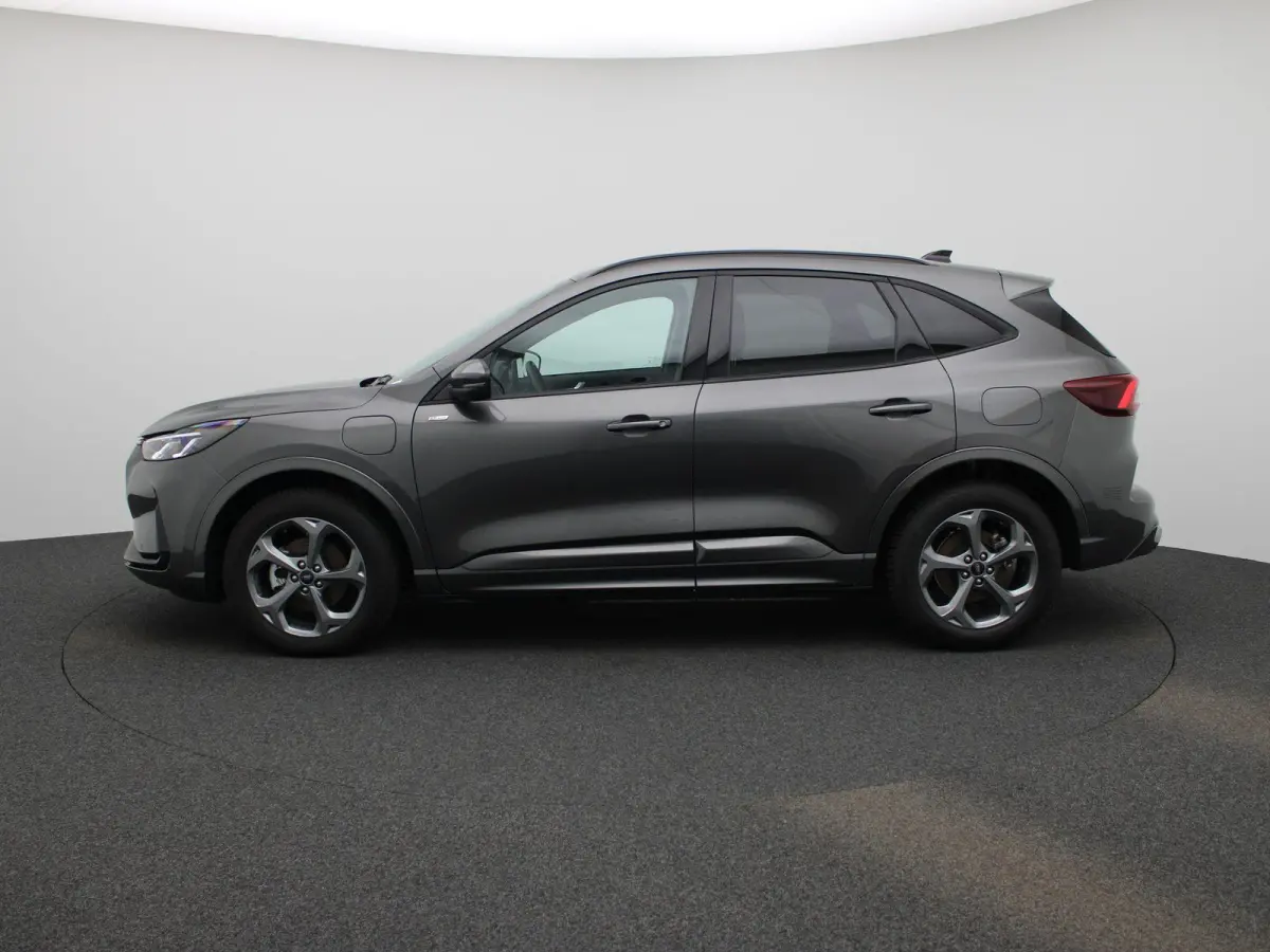 Kuga 2.5 PHEV ST-Line | CRUISE CONTROL | WINTER PAKKET | ACHTERUITRIJCAMERA | ACHTERSTOELEN VERWARMD | APPLE CARPLAY / ANDROID AUTO |