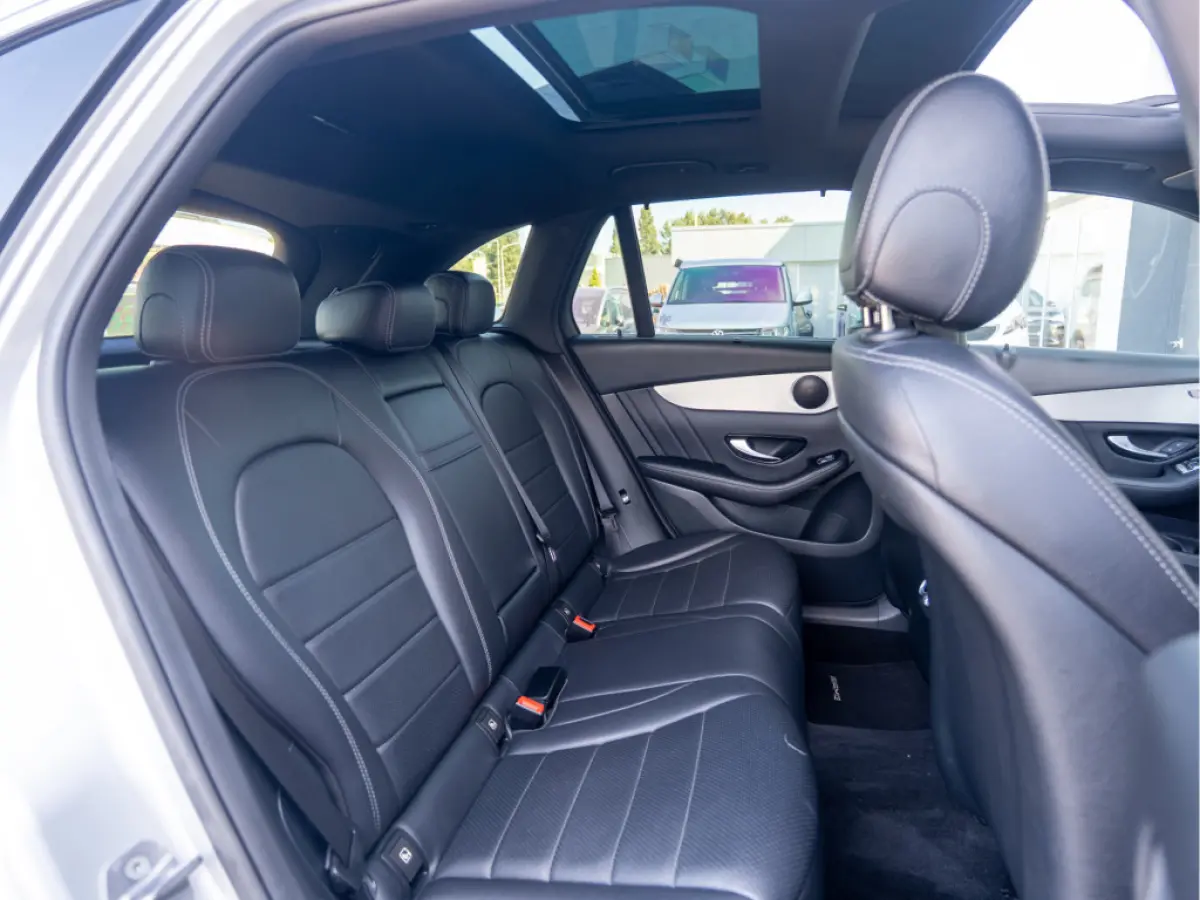 350e 4MATIC Premium Plus