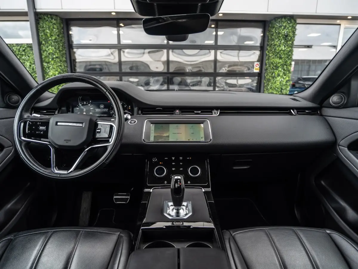 2.0 P250 AWD HSE