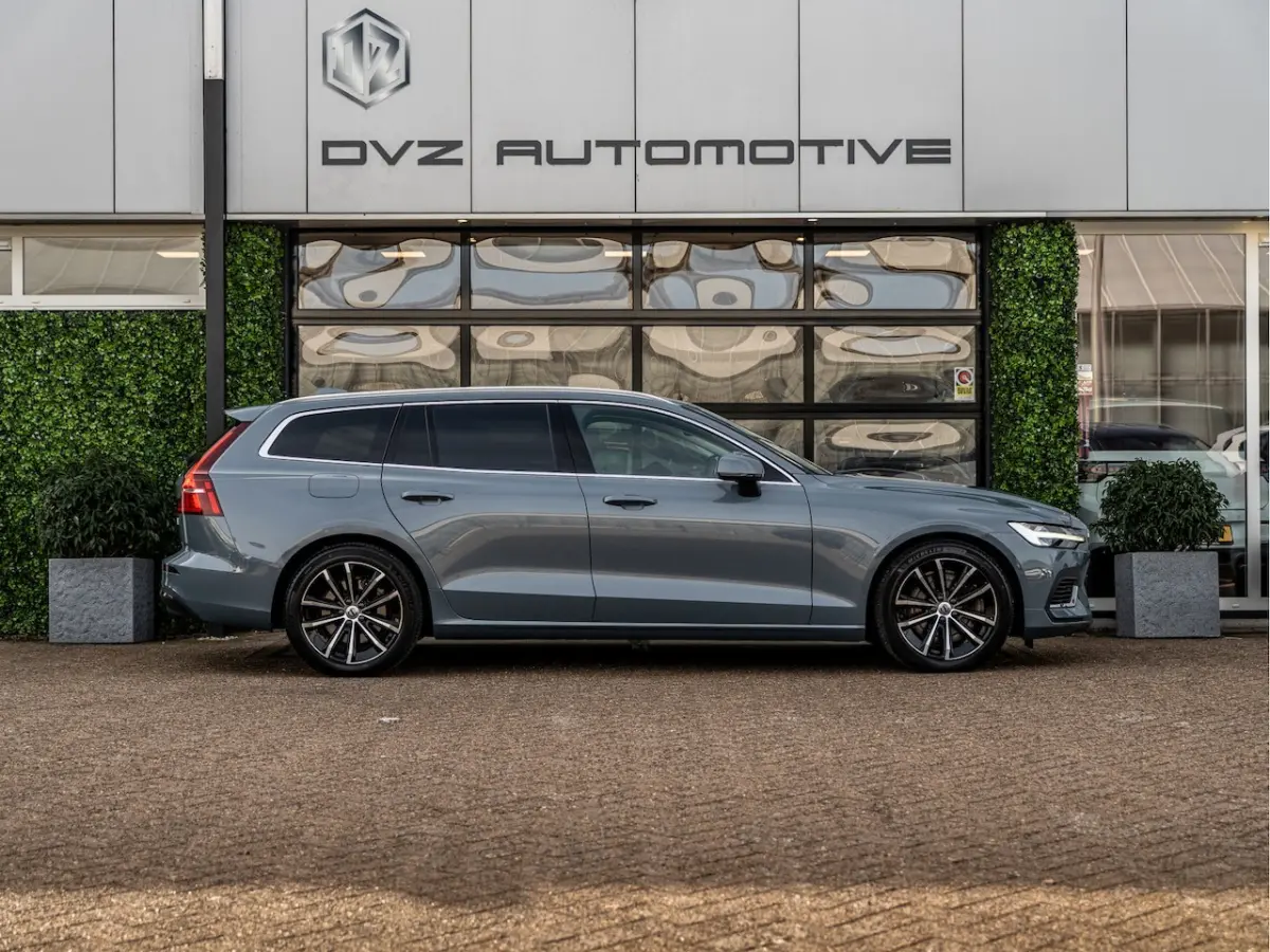 2.0 T6 Plug-in hybrid AWD Plus Bright