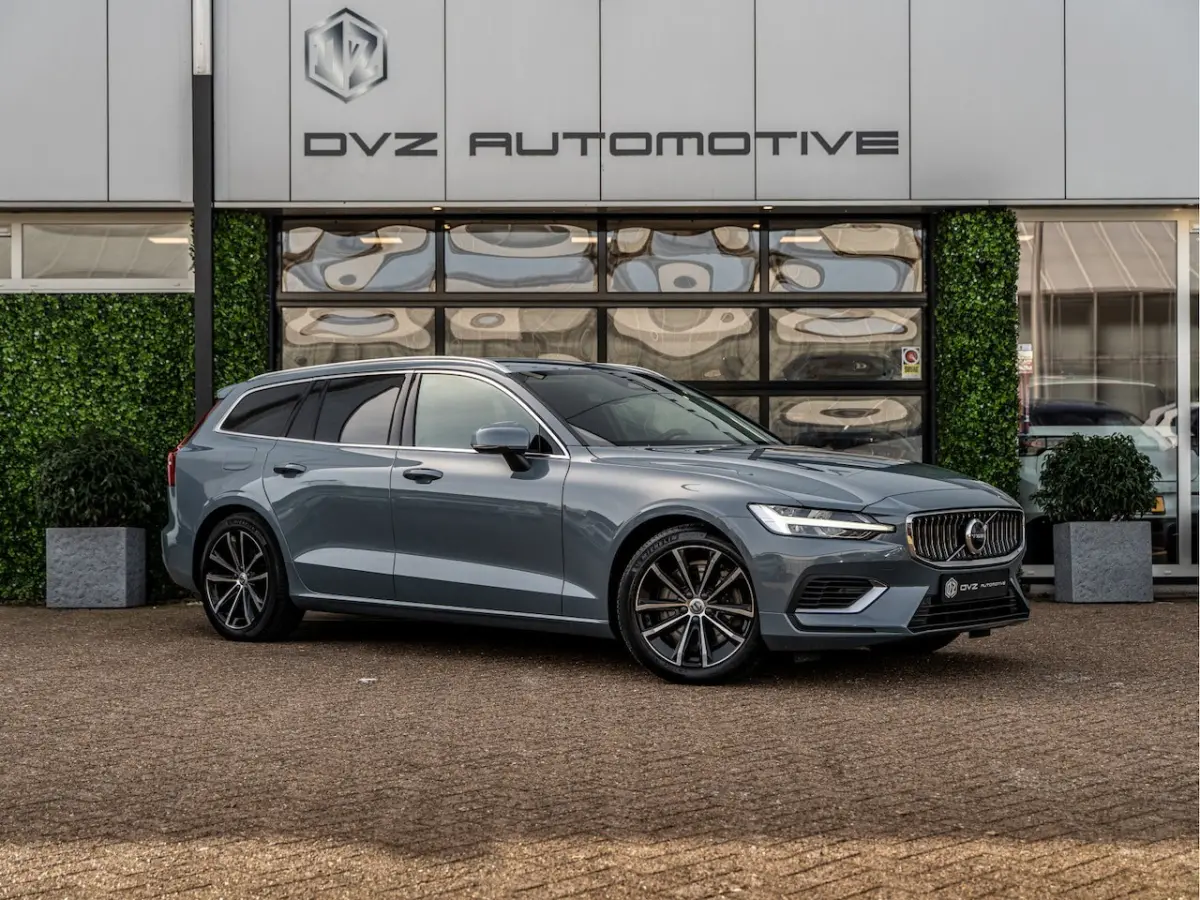 2.0 T6 Plug-in hybrid AWD Plus Bright