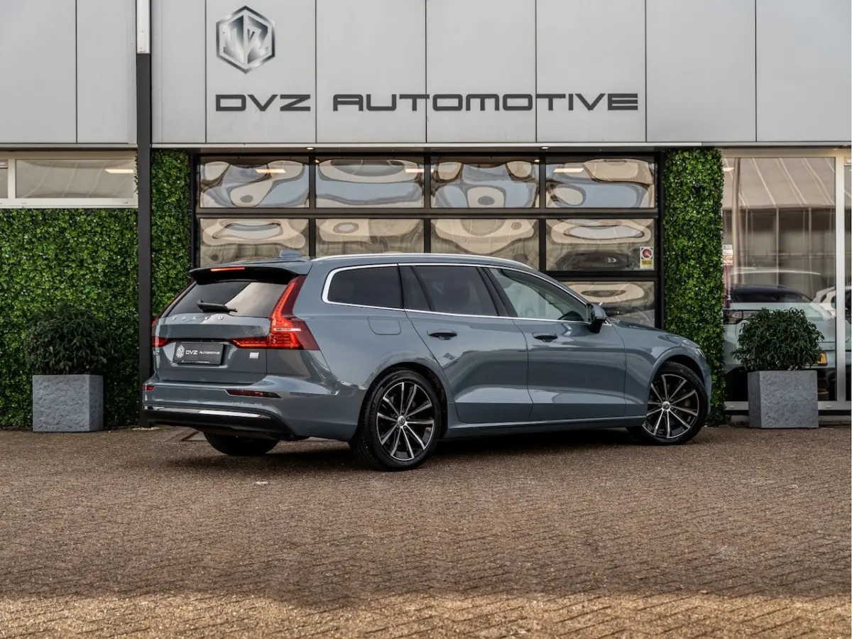 2.0 T6 Plug-in hybrid AWD Plus Bright
