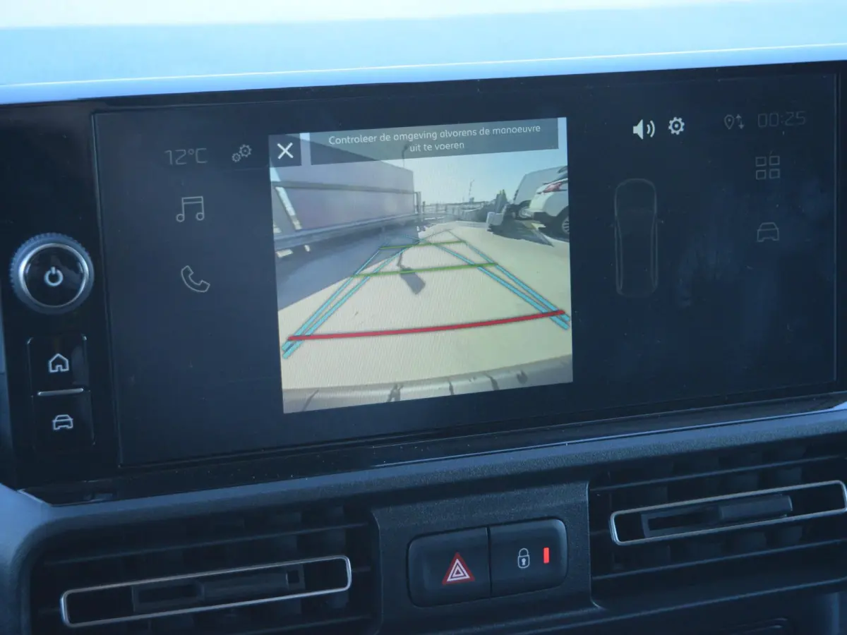 L1 50 kWh | warmtepomp | achteruitrijcamera | Apple Carplay/Android Auto | betimmering | Eco LED koplampen | Comfort stoel | rijklaarprijs