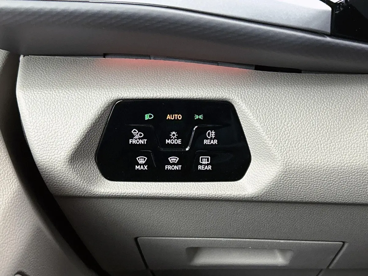 1.5 eHybrid L2 Bulli Edition 4Motion 245PK | Automaat | Trekhaak | Elektrische Schuifdeuren | Elektrische Achterklep | Achteruirijcamera | Verwarmbare Voorstoelen | Verwarmbare Voorruit | Tr