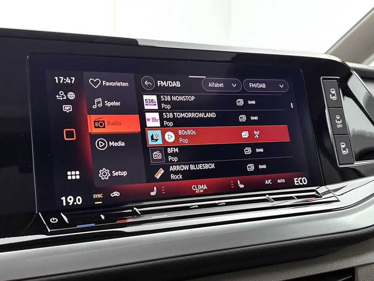 1.5 eHybrid L2 Bulli Edition 4Motion 245PK | Automaat | Trekhaak | Elektrische Schuifdeuren | Elektrische Achterklep | Achteruirijcamera | Verwarmbare Voorstoelen | Verwarmbare Voorruit | Tr