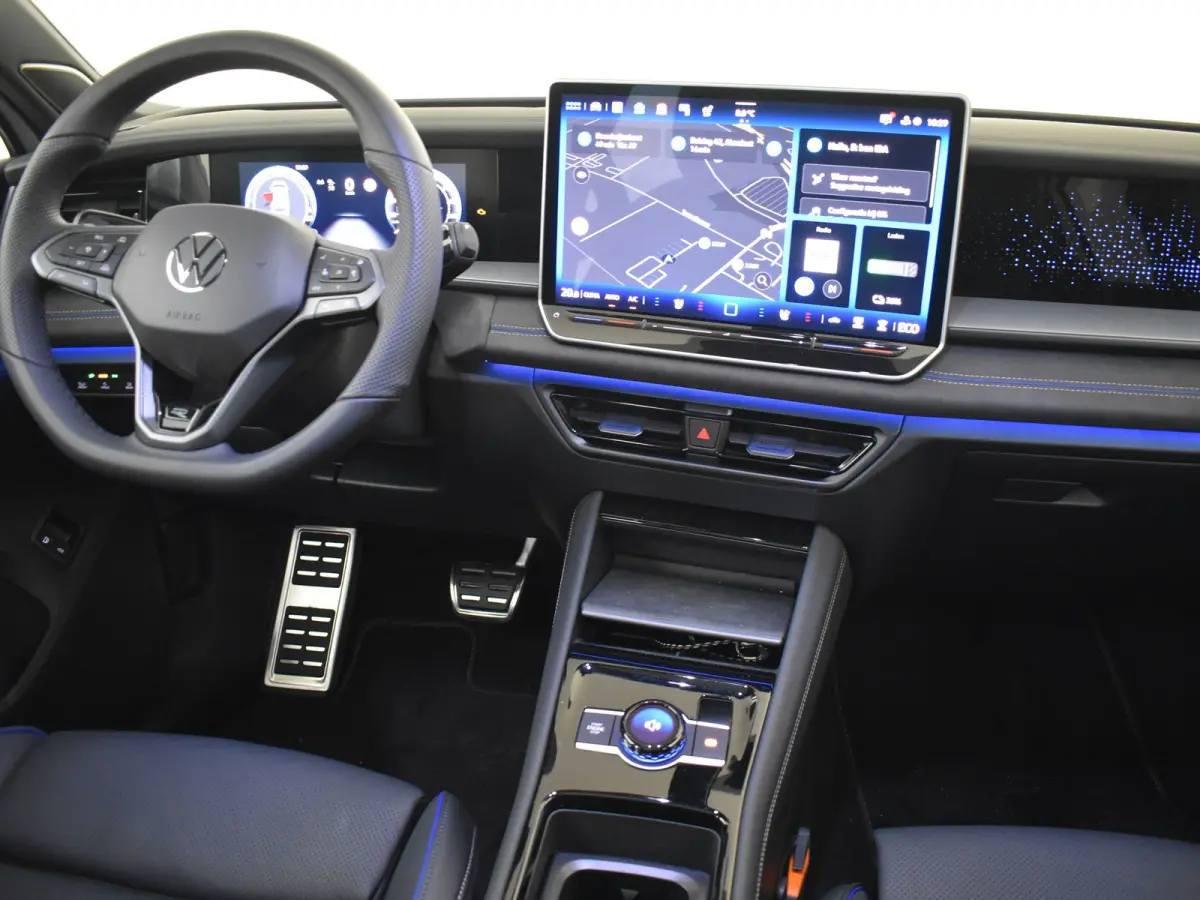1.5 eHybrid R-Line Edition | Black Edition | Panoramadak | Trekhaak l Leder l Harman & Kardon l Massage l Ventilatie en verwarmde stoelen l Memory l Pano Dak l