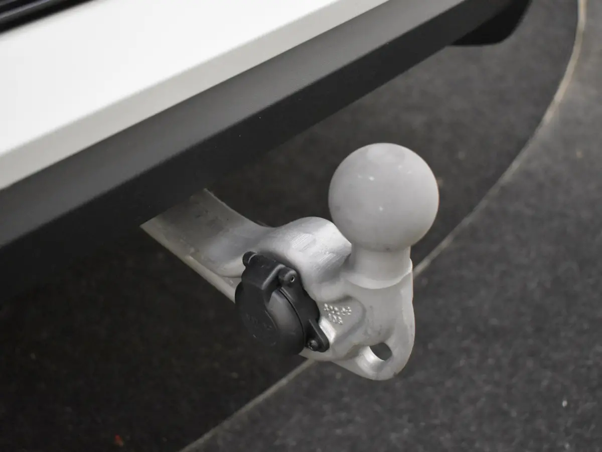 1.5 eHybrid R-Line Edition | Black Edition | Panoramadak | Trekhaak l Leder l Harman & Kardon l Massage l Ventilatie en verwarmde stoelen l Memory l Pano Dak l