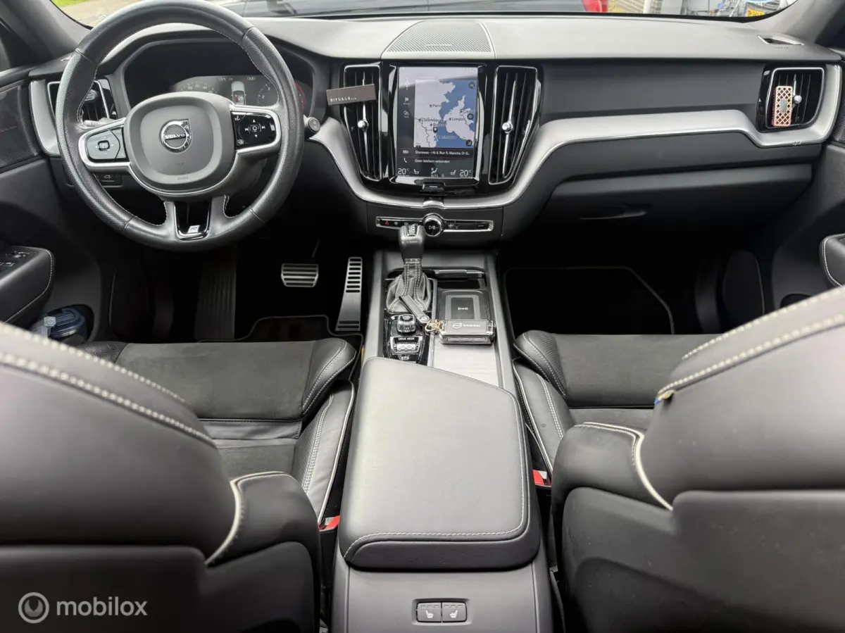2.0 T5 AWD R-Design