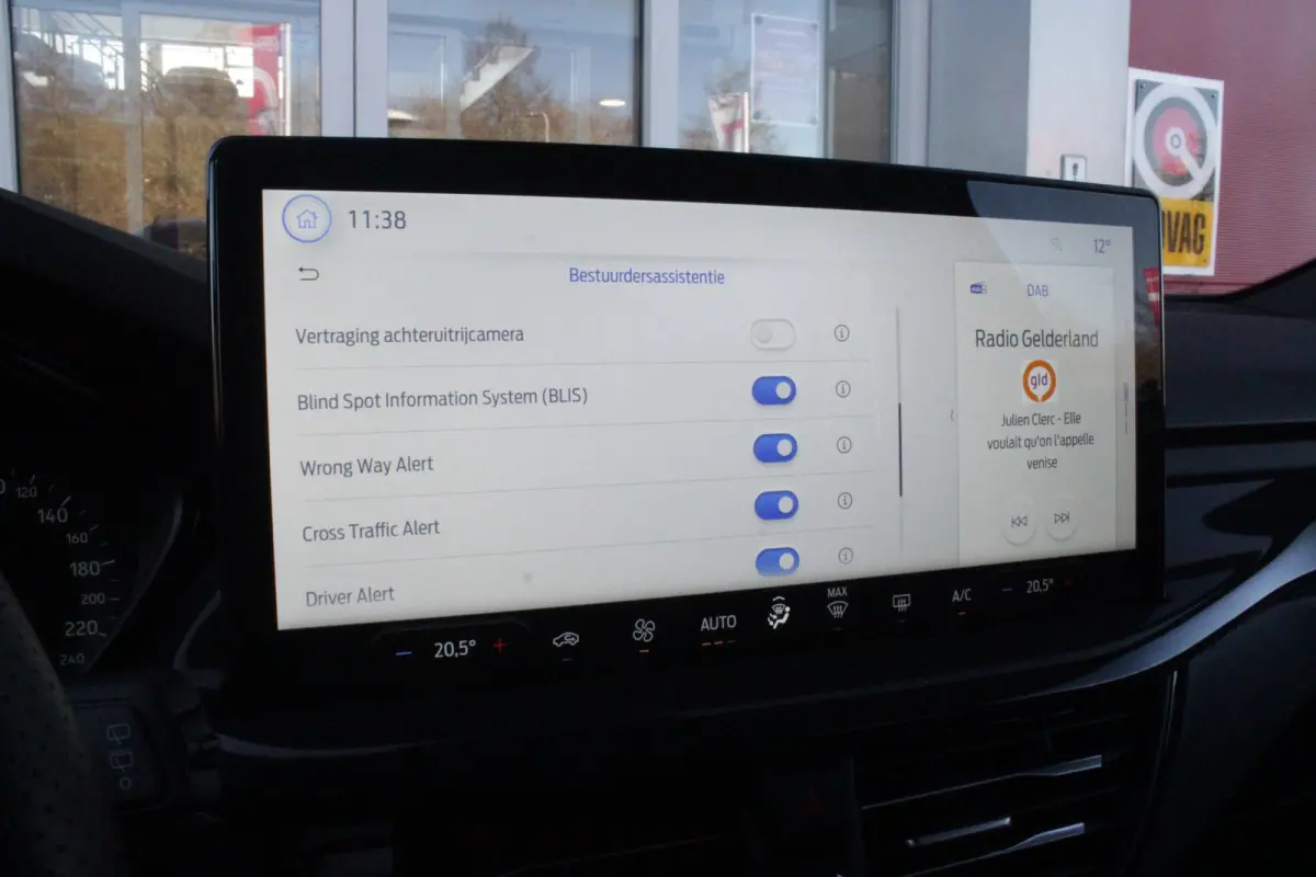 1.0 155PK AUTOMAAT Hybrid ST LINE | ALL SEASON BANDEN | NAVIGATIE | DRAADLOZE APPLE CARPLAY/ANDROID AUTO | ADAPTIVE CRUISE CONTROL | LANE ASSIST | DODEHOEK DETECTIE | PARKEERSENSOREN VOOR + 